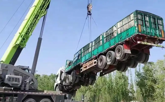 班玛道路脱困救援案例